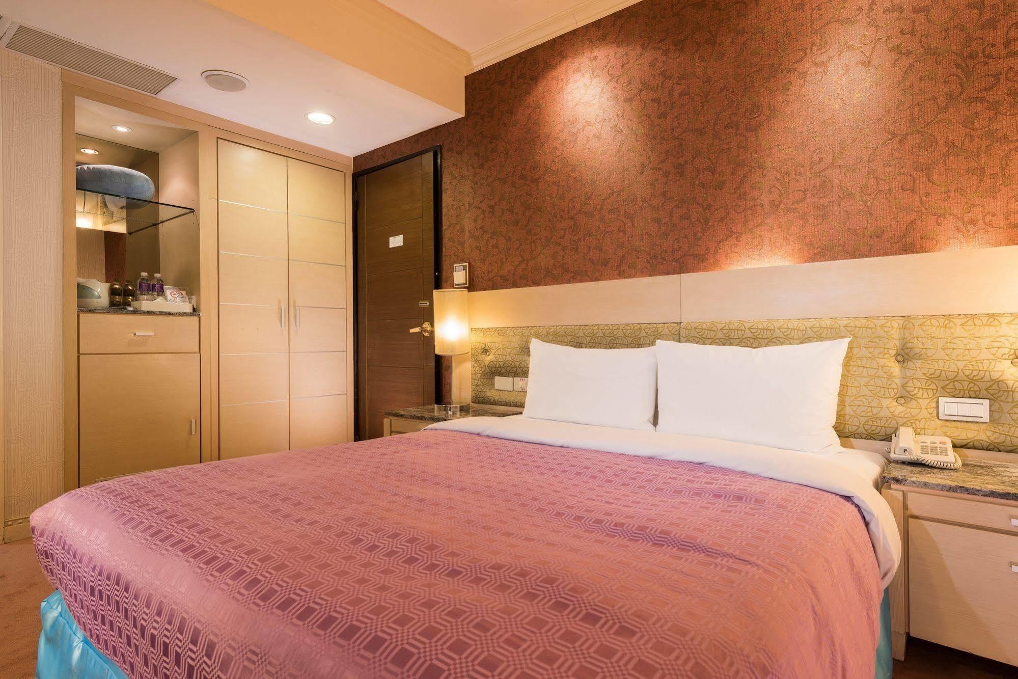 Wonstar Hotel - Songshan Tchaj-pej Exteriér fotografie